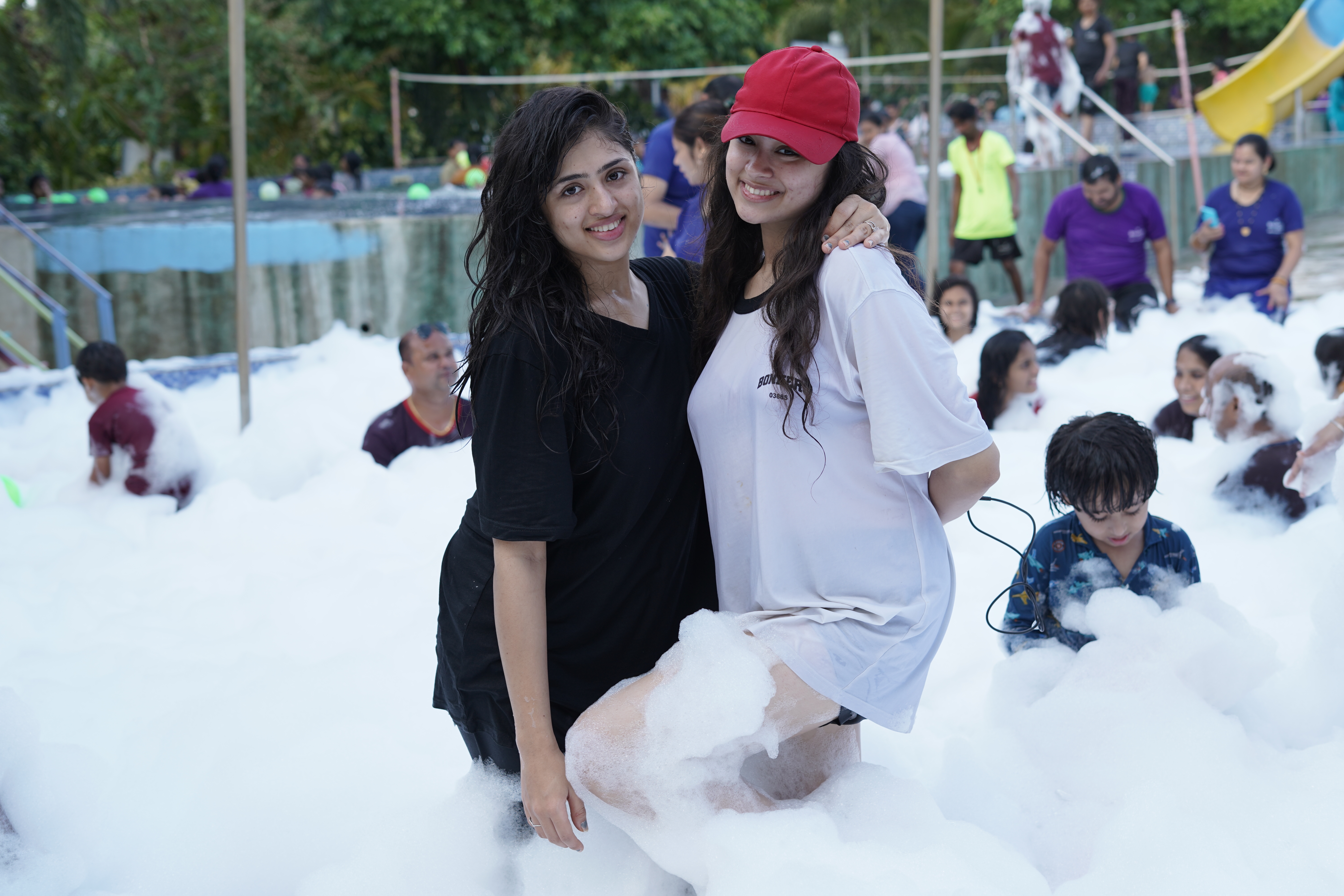 Foam Dance