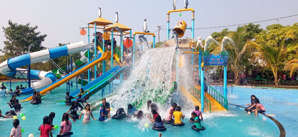 Splash Bucket